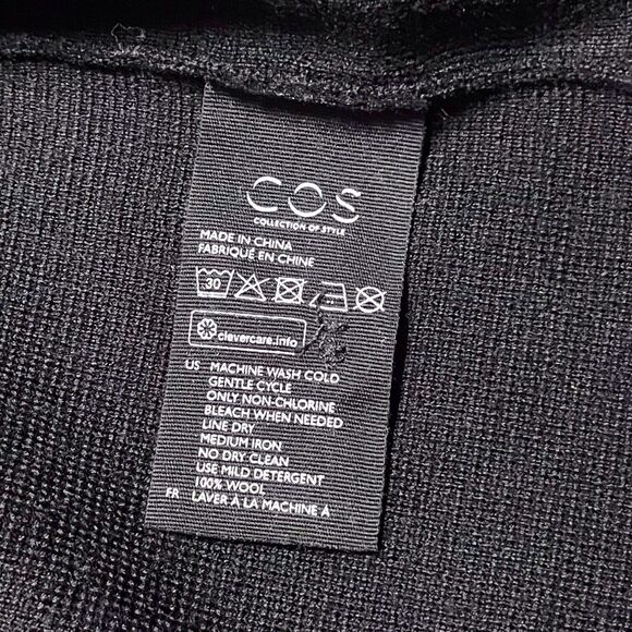 COS Women's Wool Cardigan Sweater Size Medium Black Boxy Minimalist Office EUC - Picture 3 of 12